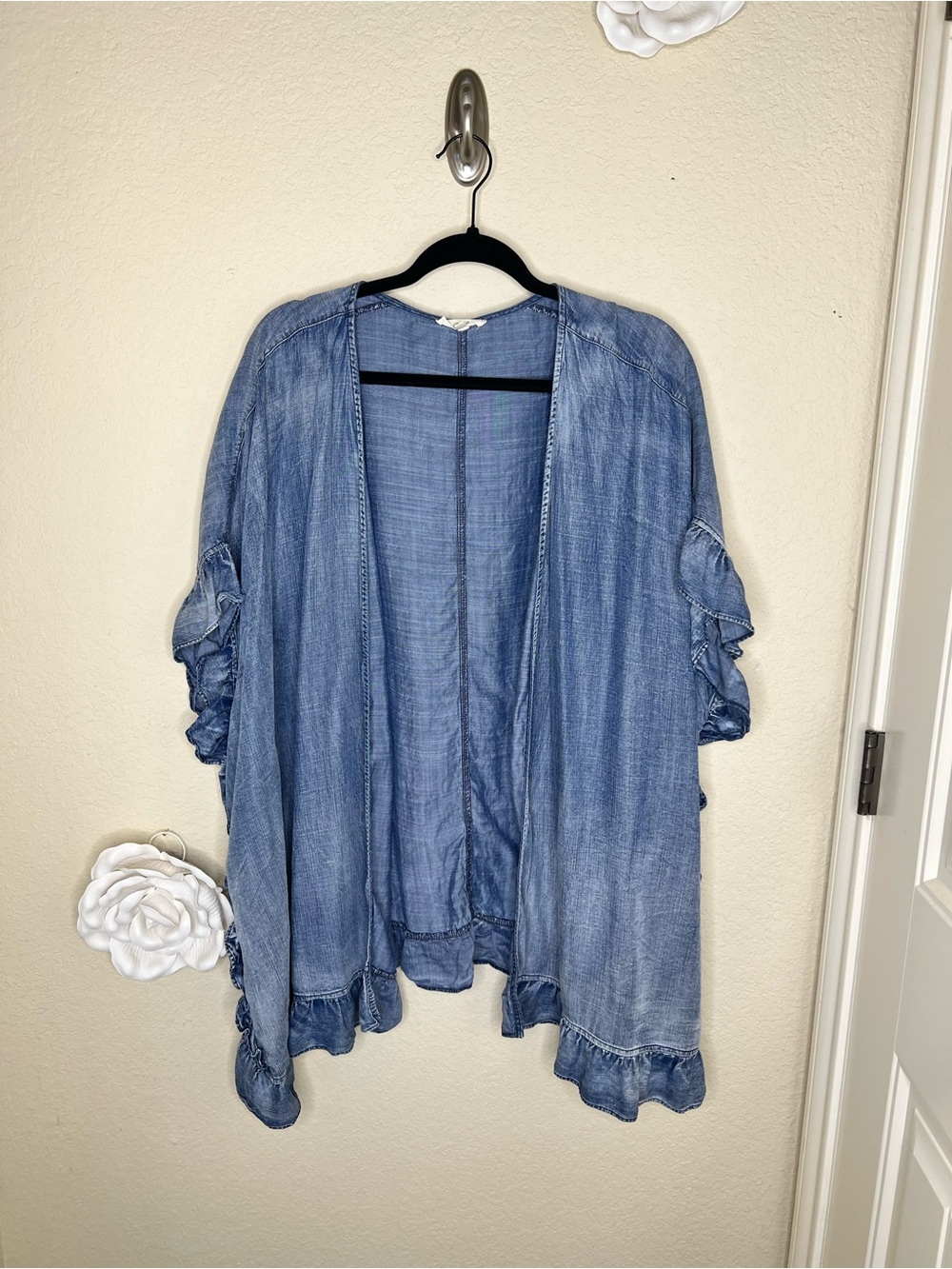 NTM: Easel Chambray Tencel Ruffle Kimono Cardigan Open Front Boho Size Small